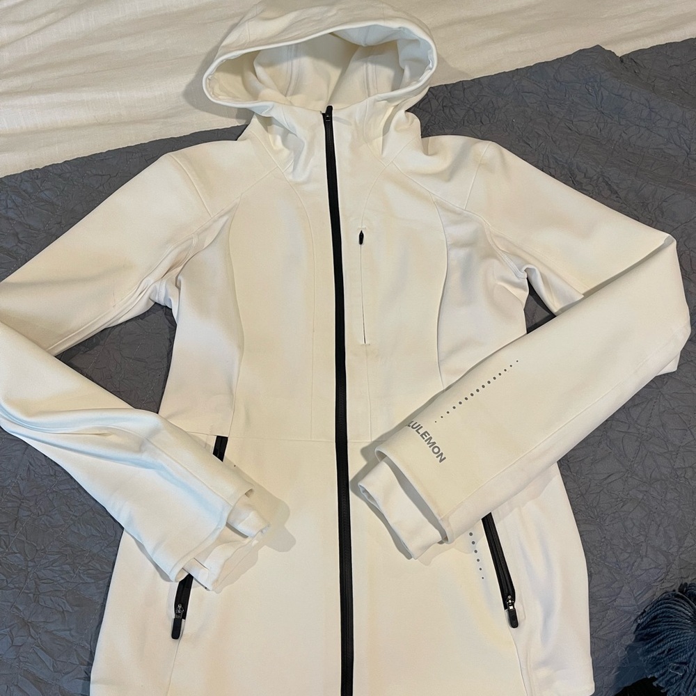 Lululemon Cross Chill Performance Jacket 6 - Picture 3 of 16